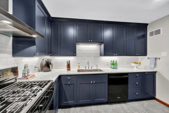 789290681-07-by_00582