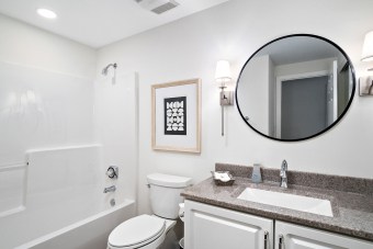 P1828623