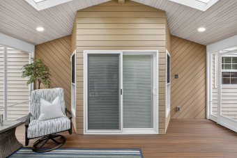 789303291-10-pana0668