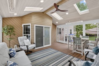 789303306-11-pana0676