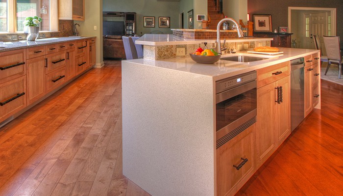 Featured image of post Small Modern Kitchen Island With Sink : For one thing it looks.