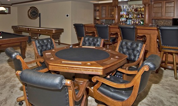 05 mosby poker table