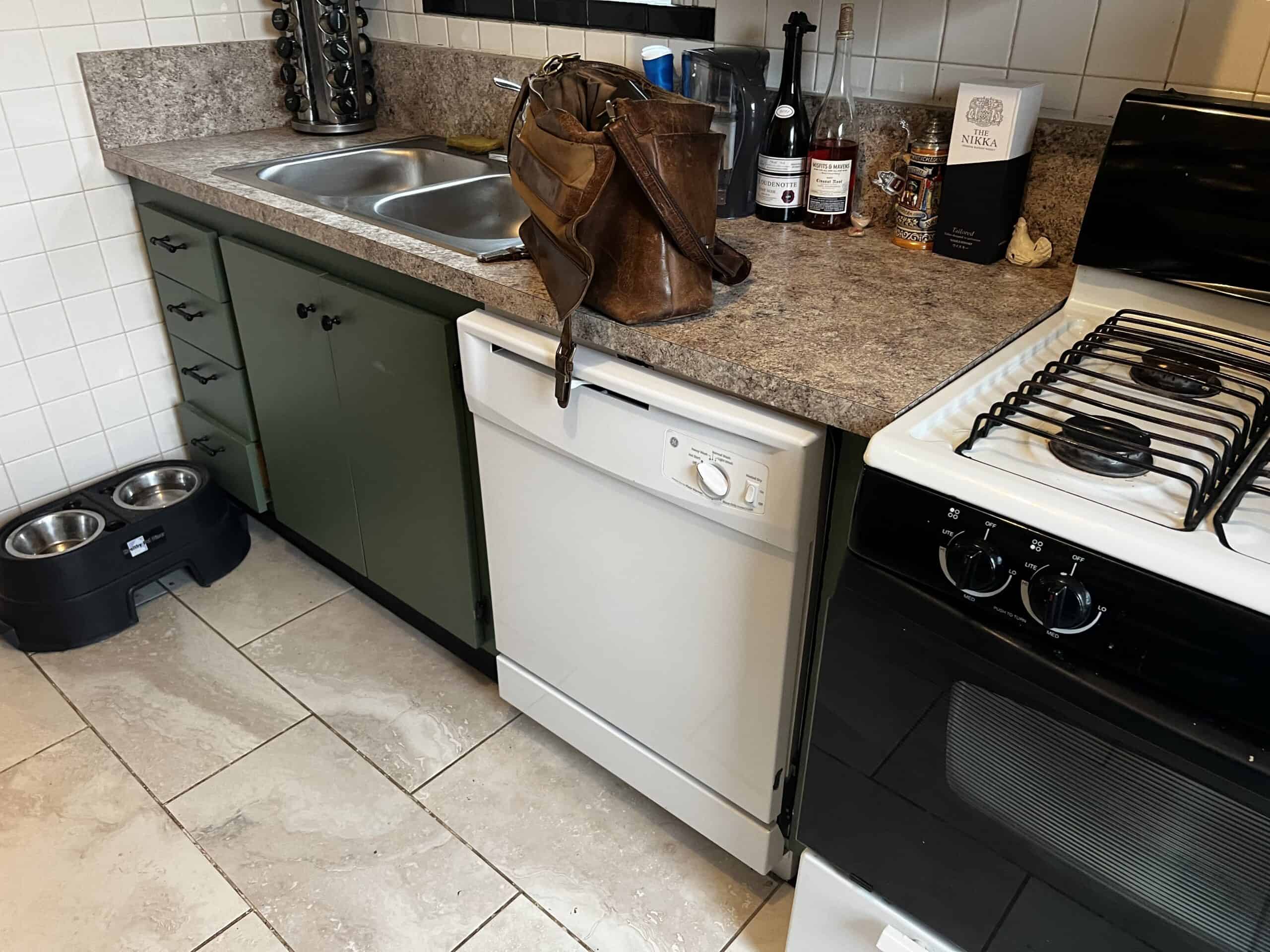 Kitchen Before 2