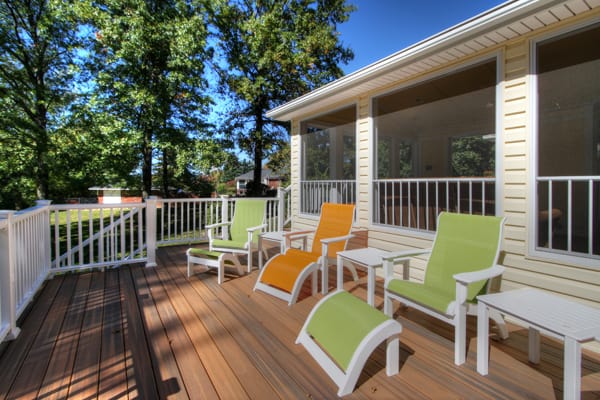 mosby deck and screen porch (1)
